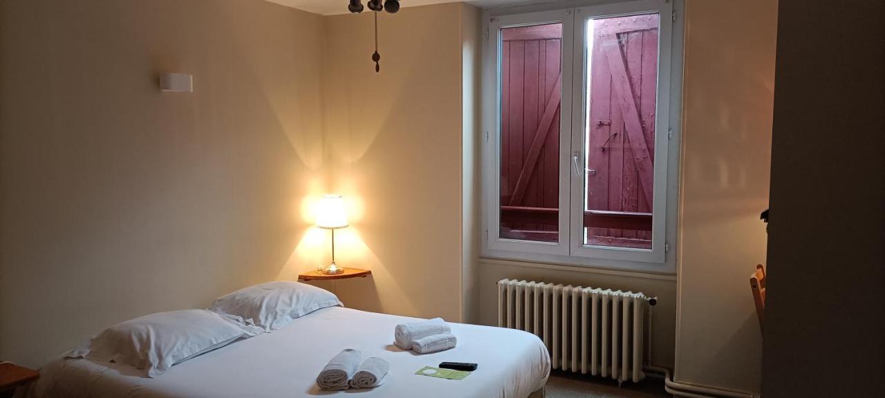 Logis Hotel Grangier Saint-Sozy Kültér fotó